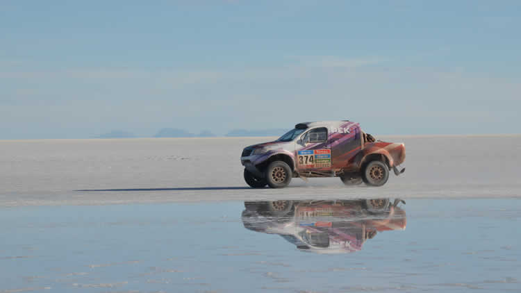 El Salar de Uyuni un lugar importante para el turismo boliviano. El Salar de Uyuni un lugar importante para el turismo boliviano.