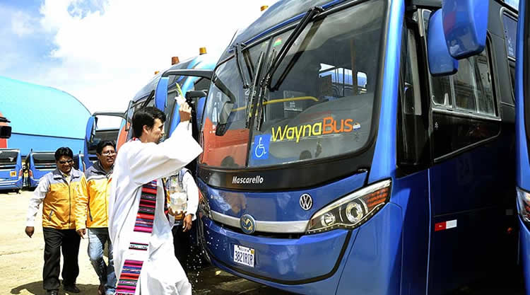 WaynaBus celebra dos años de labor en beneficio de la población alteña WaynaBus celebra dos años de labor en beneficio de la población alteña