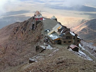 Chacaltaya, la pista de esquí más alta del mundo, es historia