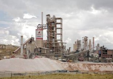 La Fábrica Nacional de Cemento SA (Fancesa) y la Sociedad Boliviana de Cemento (Soboce) controlan el 95 % de los mercados en siete departamentos, segun el director de la AEMP.