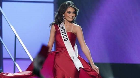 La mexicana Jimena Navarrete es la nueva Miss Universo 2010.