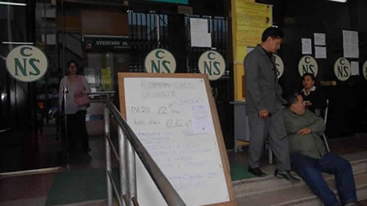 Caja Nacional de Salud (CNS) inició el martes un paro de 72 horas 