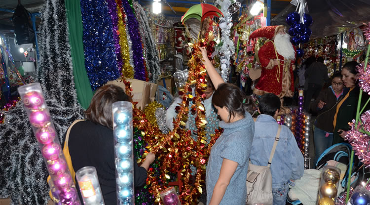 Una anterior feria de Navidad en La Paz.