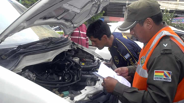 Inspección técnica vehicular en Bolivia.