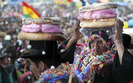 Evo Morales participa de la fiesta de Tarabuco