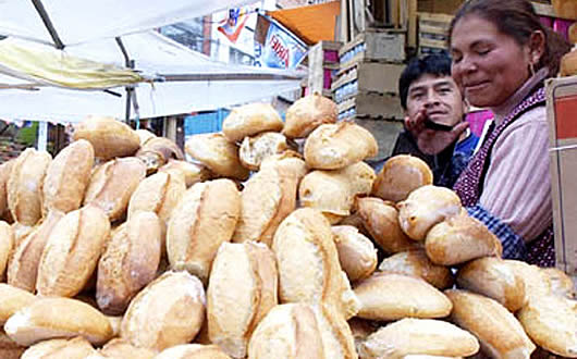 Venta de pan de batalla en La Paz