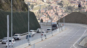 Cerrarán Autopista La Paz-El Alto para inauguración el sábado