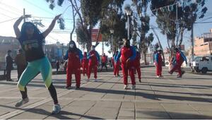 Juegos y deportes en el Día del Peatón en El Alto 