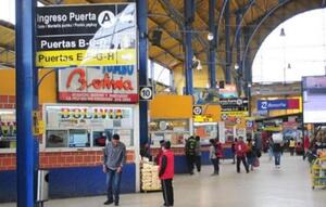 Cancelan salidas a Oruro y Cochabamba por derrumbes