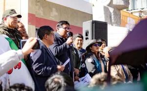 Universitarios de la UPEA, vecinos y unidades educativas acuerdan cierre de bares y cantinas