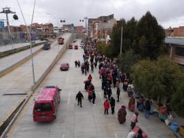 Retiran a comerciantes asentados ilegalmente en inmediaciones del Puente distribuidor de Río Seco