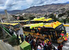 Presentan 61 buses 'Pumakatari' en medio de protestas de choferes