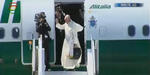 Papa Francisco deja Bolivia tras visita histórica