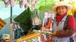 Docena de alcancías desde Bs 20 y ‘cholets’ minimalistas ofrecen en ‘Jach’a Alasita’