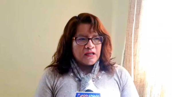 Padres de familia de El Alto rechazan el anuncio de paro del magisterio urbano