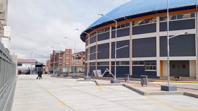 Áreas exteriores del Coliseo Universitario de la UPEA son una realidad