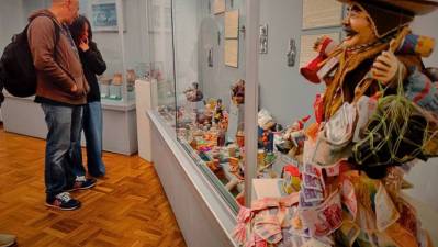 En El Alto suspenden la IX Larga Noche de Museos por bloqueos y conflictos